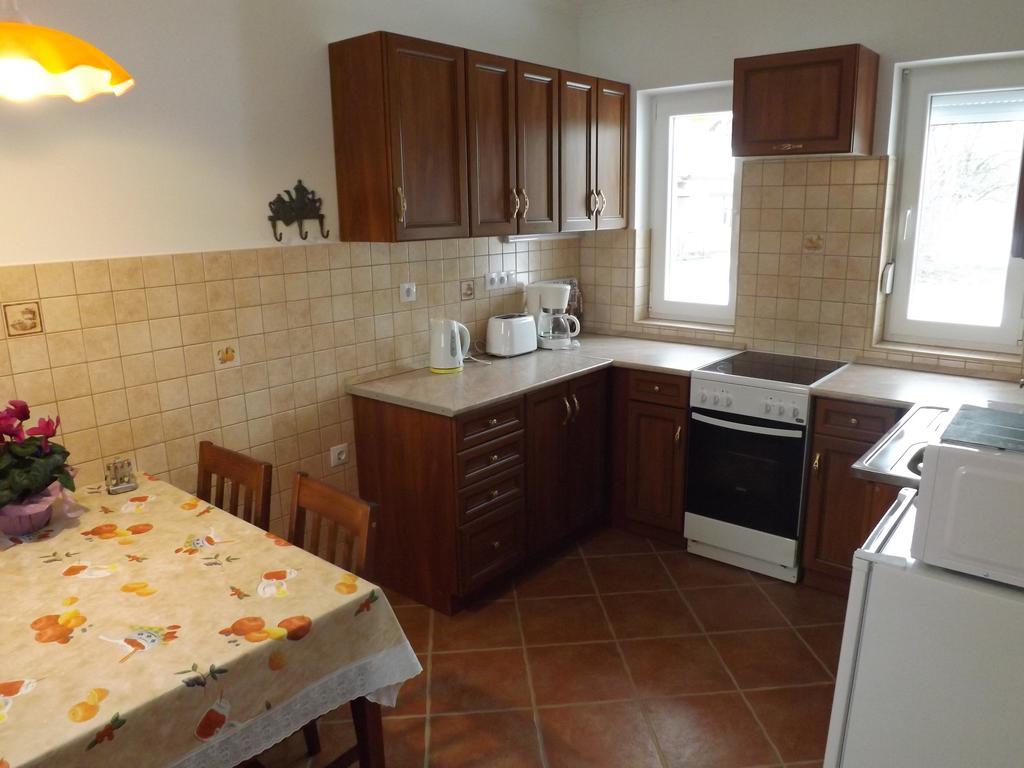 Apartmán Nagybajcsi Koertefa Vendeghaz Pokoj fotografie